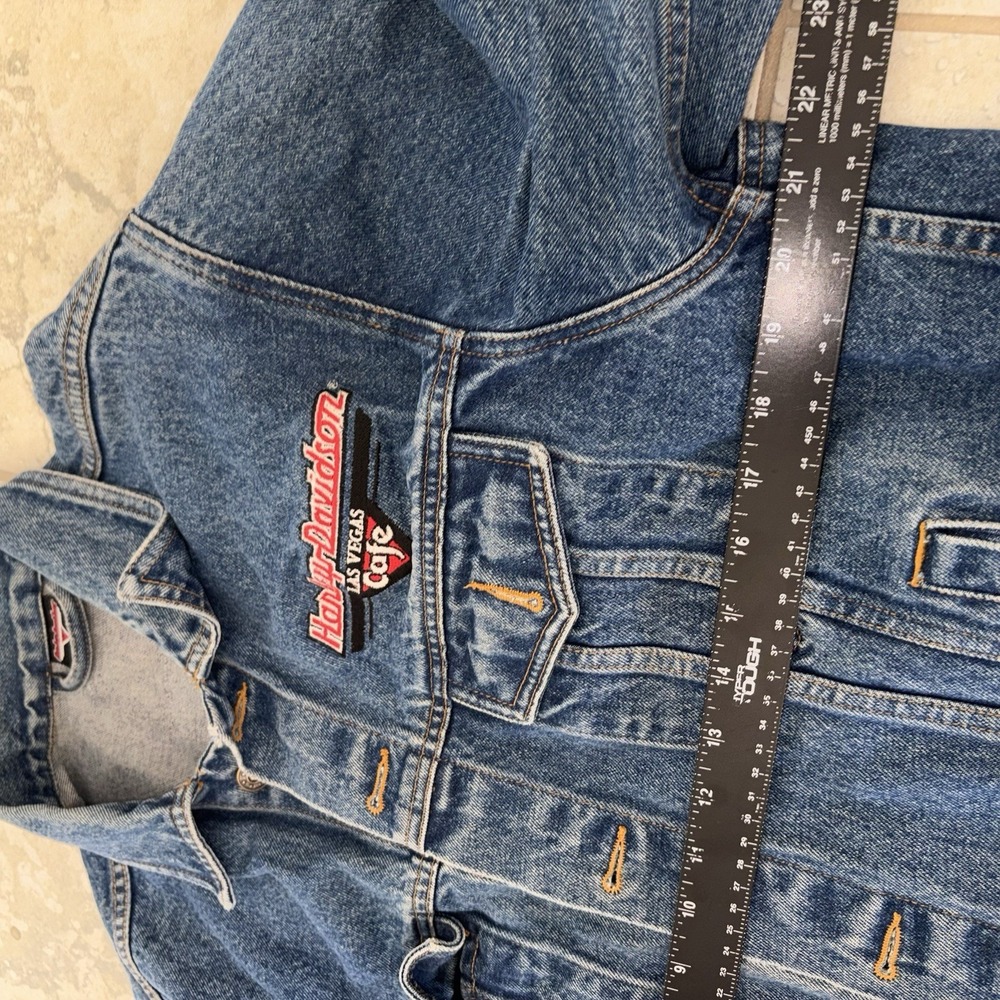 Vintage Harley Davidson Cafe Las Vegas Denim Jacket Embroidered Bike Size Small - Picture 4 of 4